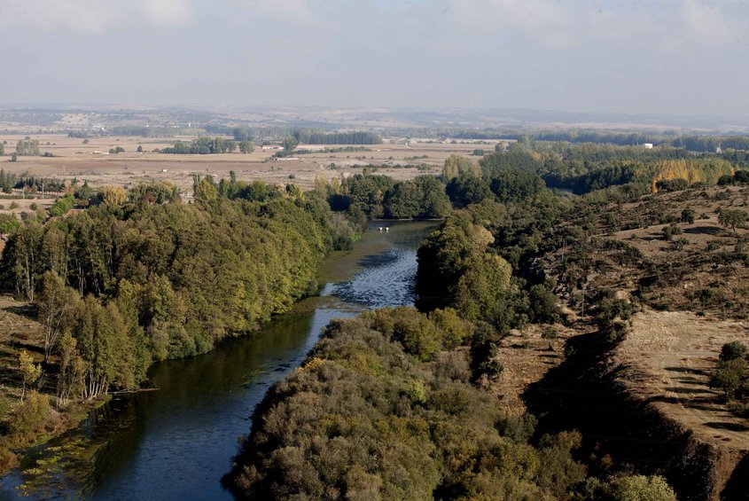 Río Tormes-Paisaje en el embalse de Santa Teresa (ADRECAG)